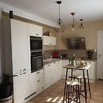 Villa Familiale Avec Et Sauna *