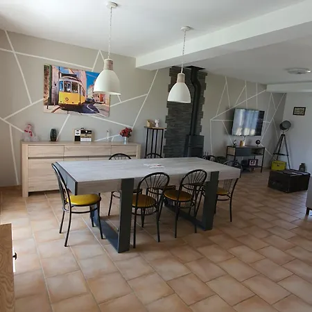 A La Familiale Sauna Salle De Jeux Babyfoot Flechettes Et Autre וילה *